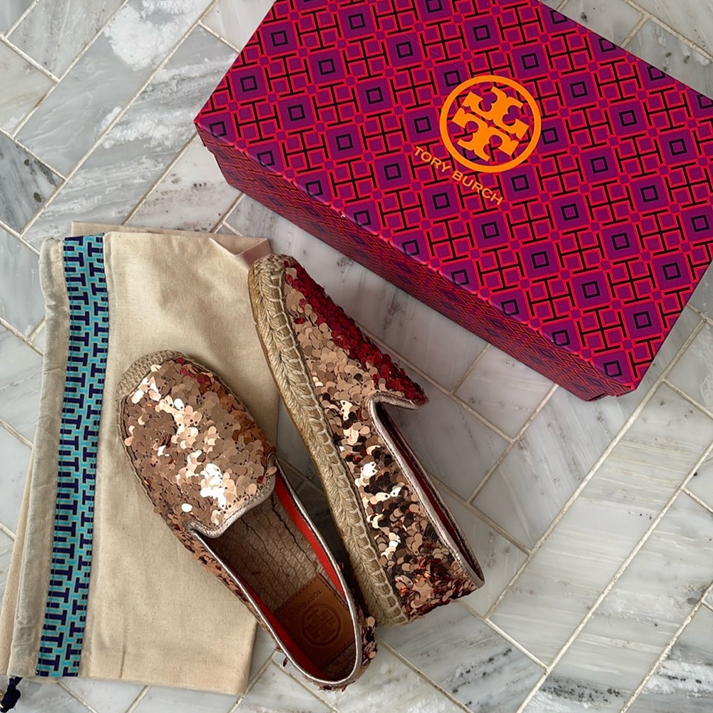 Tory Burch Rose Gold Sequin Loafers! 🤩⚡️✨